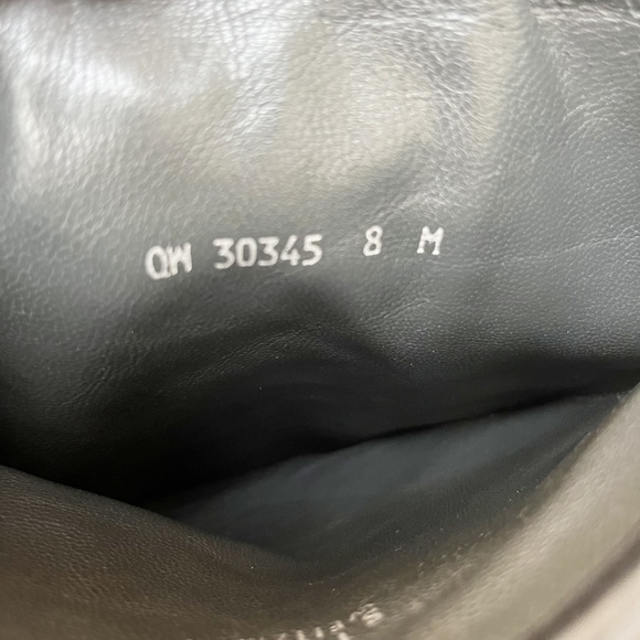 Stuart Weitzman Raceway Black Leather Tall Riding Boots Chevron Quilted Size 8 - Picture 6 of 6